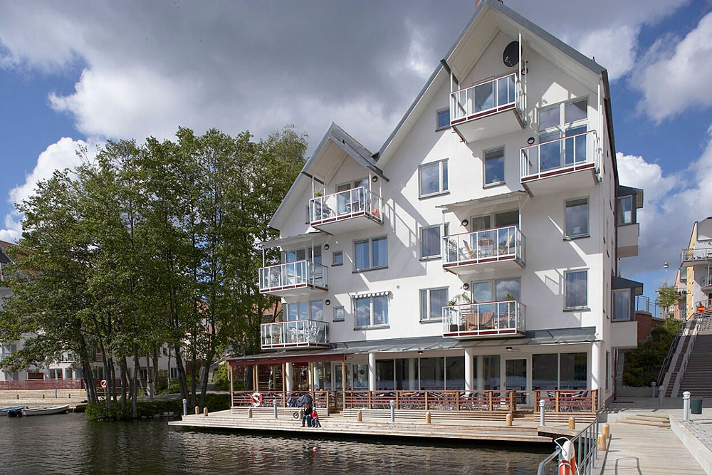 Fasadlösningar i en miljö där industrihistoria möter modern stadsutveckling