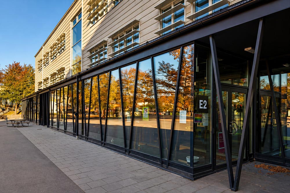 Fasadlösningar för en modern och funktionell skolmiljö