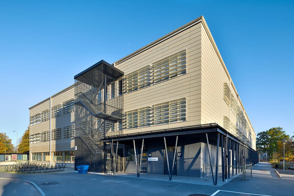 Fasadlösningar i en miljö där industrihistoria möter modern stadsutveckling